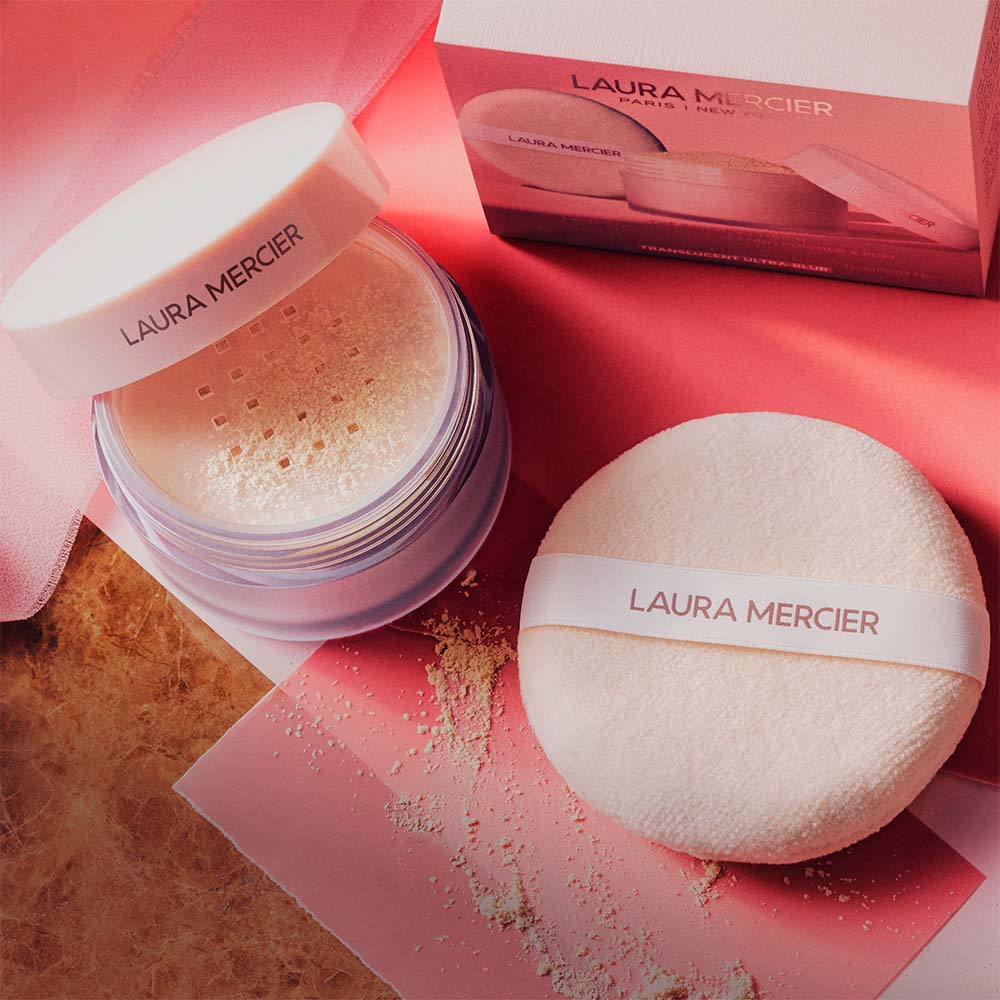 TRANSLUCENT LOOSE SETTING POWDER ULTRA-BLUR & VELOUR PUFF SET (SET DE MAQUILLAJE)